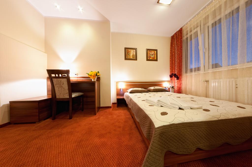 Hotel-24 Płock Eksteriør billede